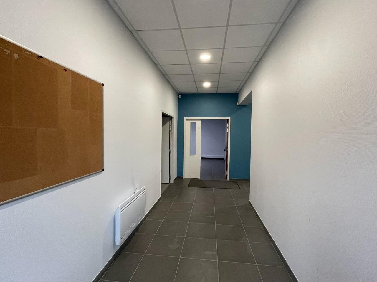 Bureau Mont-Saint-Aignan 544m² Location bureau Mont-Saint-Aignan Seine-Maritime OLBUR2427073 3